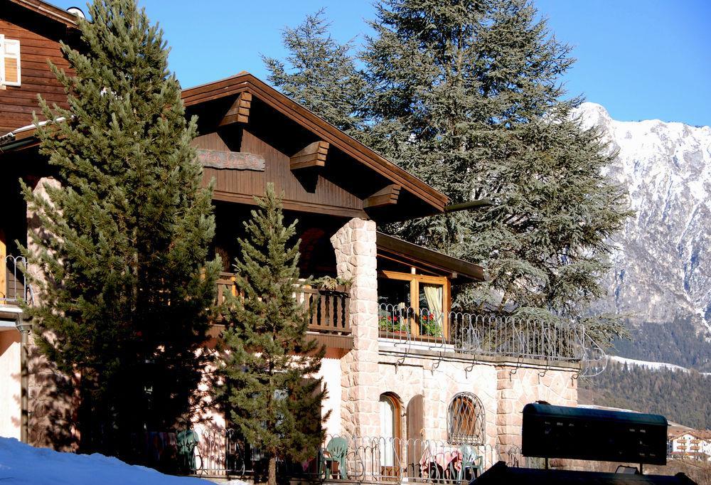 Park Hotel Villa Trunka Lunka Cavalese Exterior foto