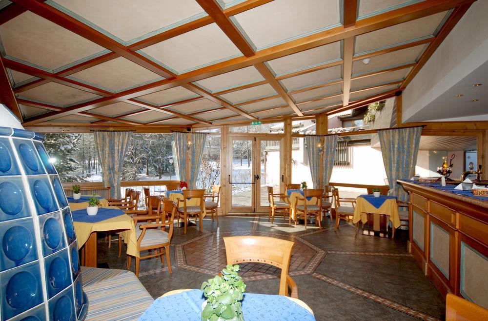 Park Hotel Villa Trunka Lunka Cavalese Exterior foto