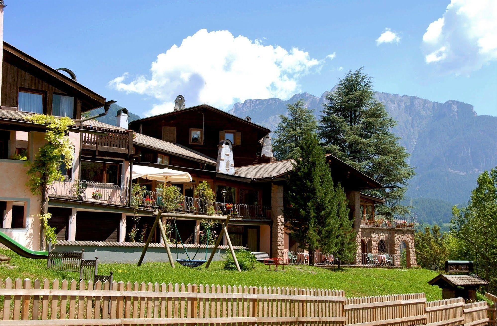Park Hotel Villa Trunka Lunka Cavalese Exterior foto